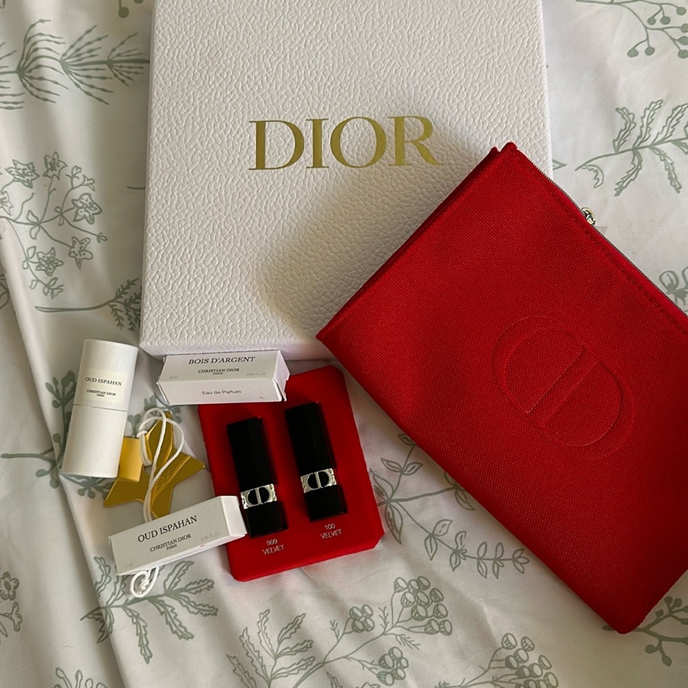 Christian Dior makeup bag and gift box with free gift!!